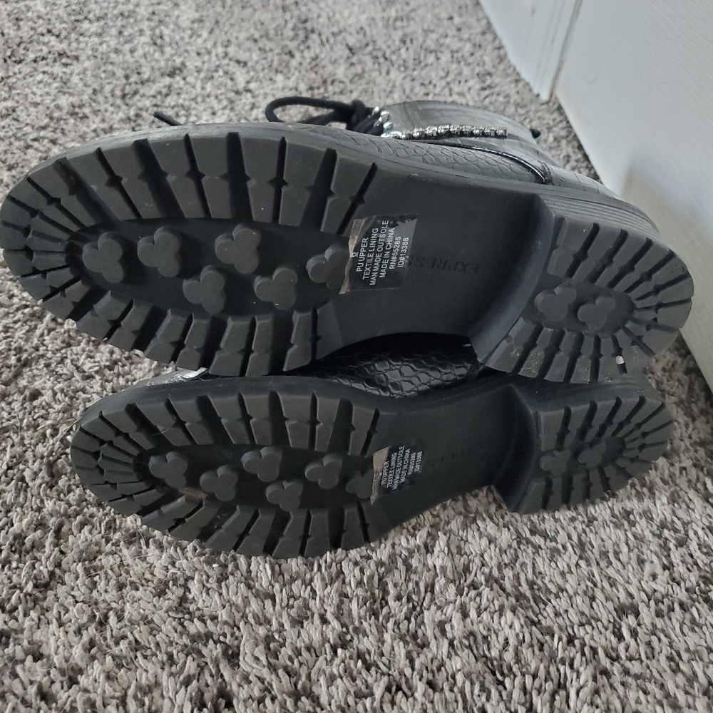 Combat Style Boots - image 4